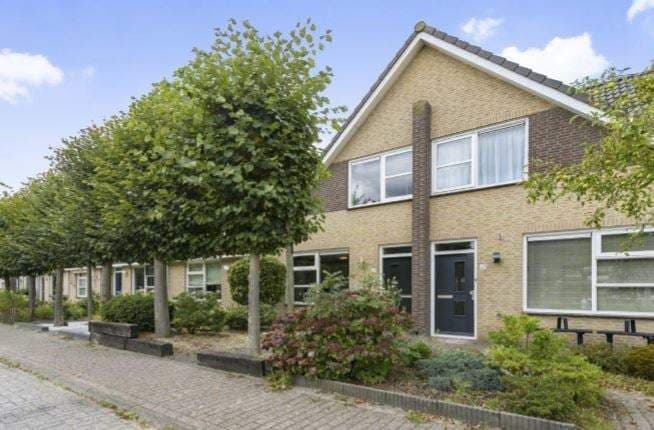 Studio Megenstraat, Tilburg - For Rent
