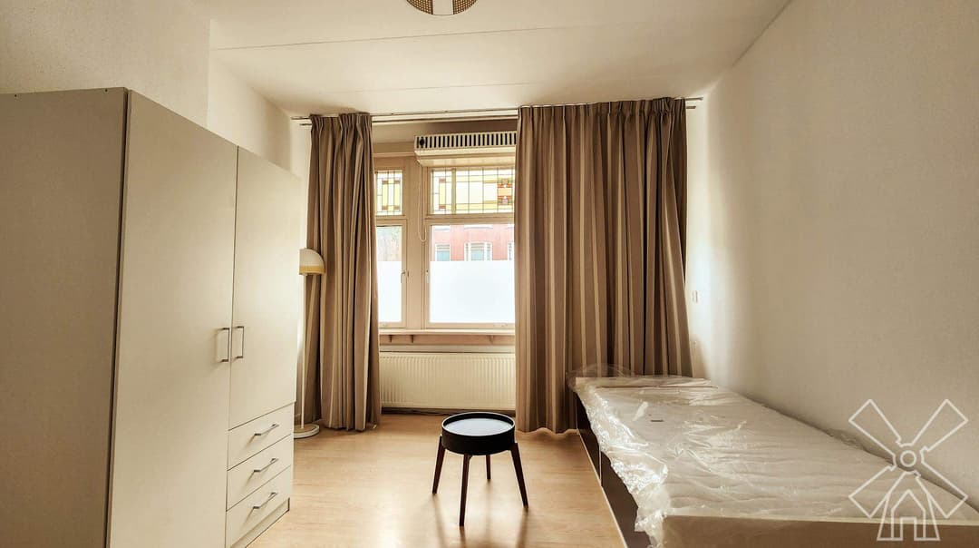 Gemeubileerde Kamer Goeverneurlaan, Den Haag - Te huur
