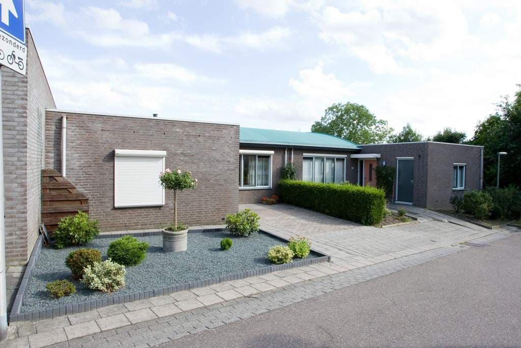 Muisbergstraat 52, Hoensbroek - 55+ Semi-bungalow