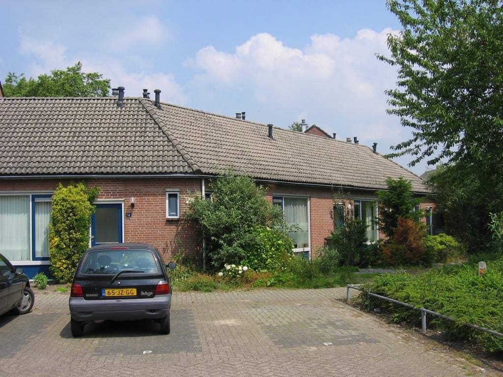 Tussenwoning Dahliastraat, Weert - For Rent