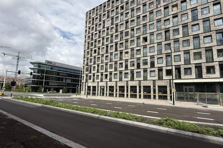 Studio Apartment Elizabeth Cady Stantonplein, Amsterdam - For Rent