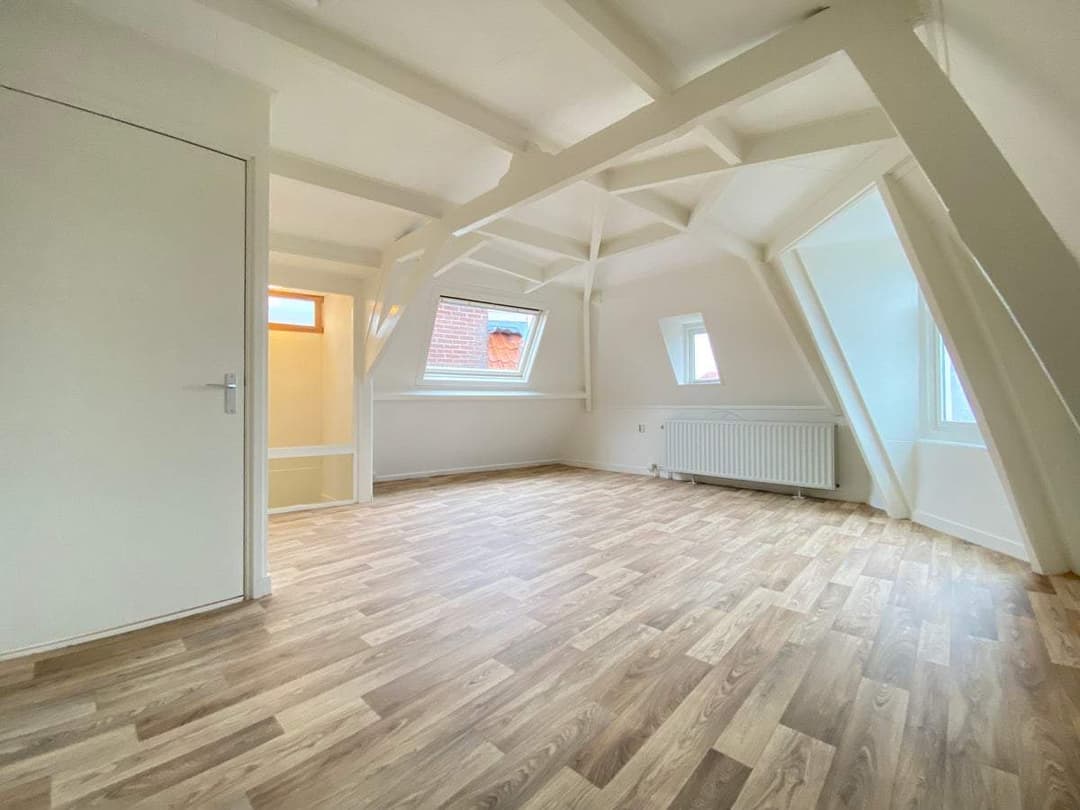 Flat Regentesselaan 228 B, Den Haag - Te Huur