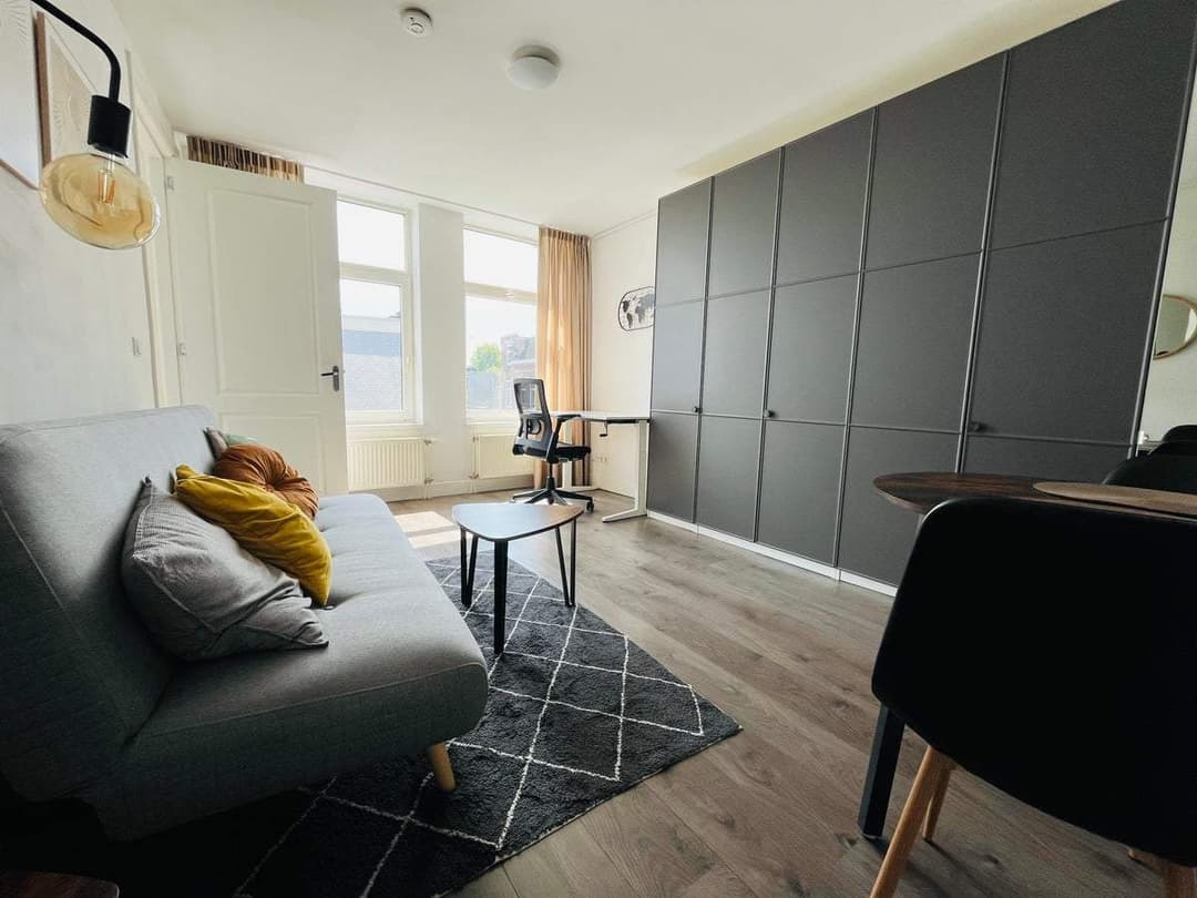 Flat Willebrordusplein 23 C, Rotterdam - Te Huur