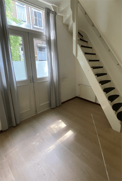 Studio Wilhelminasingel, Breda - For Rent