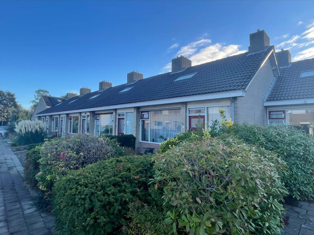 Tinga Tussenwoning, Bovenas 9, Sneek - Te Huur