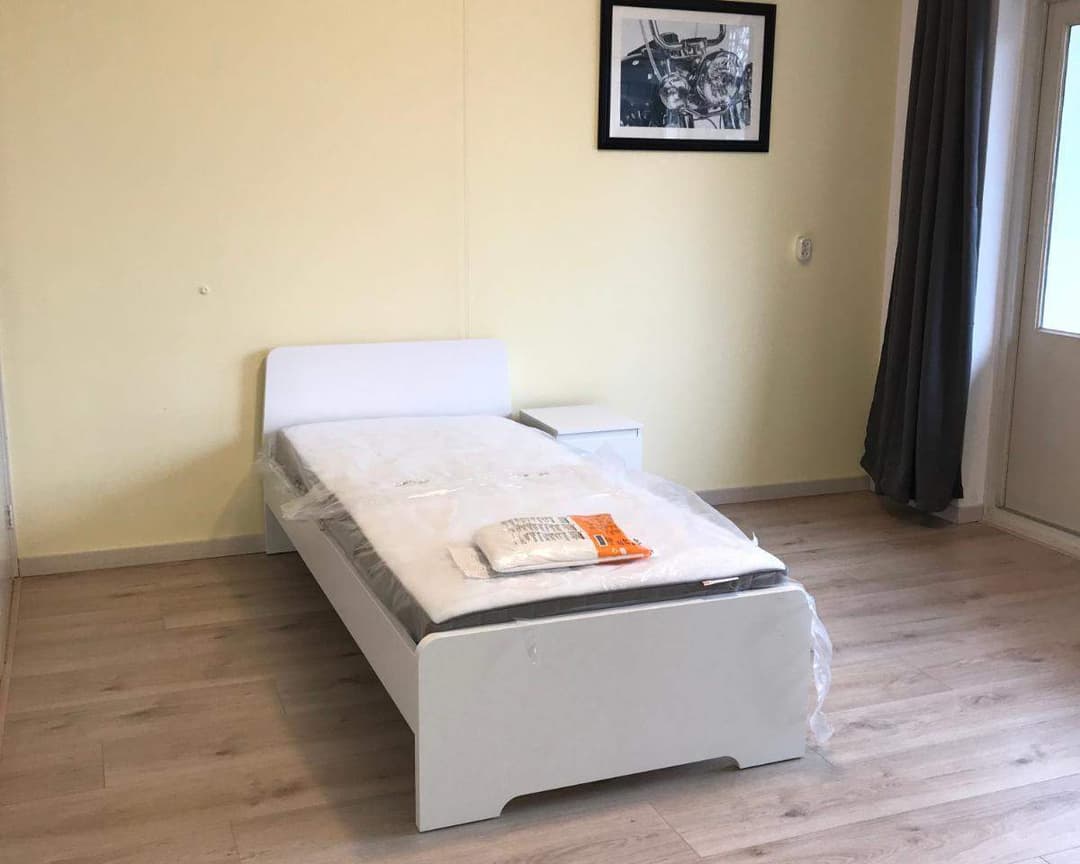 Furnished Room Adriaan Dortsmanstraat, Rotterdam