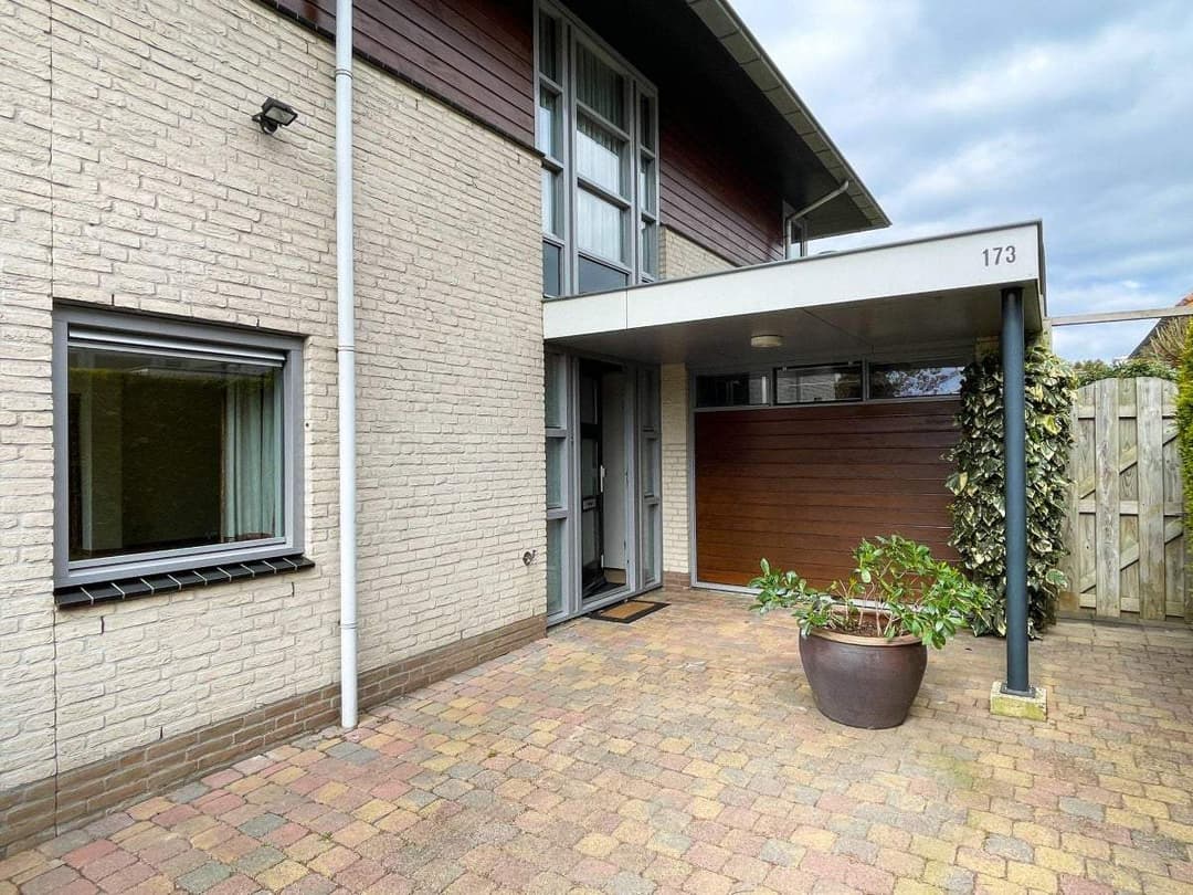 House Chalonhof, Soest - Detached Family Home