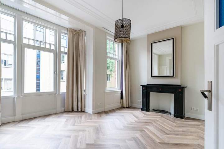 Dreistöckige Obergeschosswohnung, Jacob van der Doesstraat, Den Haag - Zu Vermieten