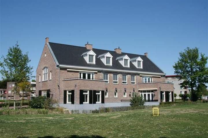 Maisonette Bilderbeekstraat 37, Boxmeer - 2BR, 200 m²