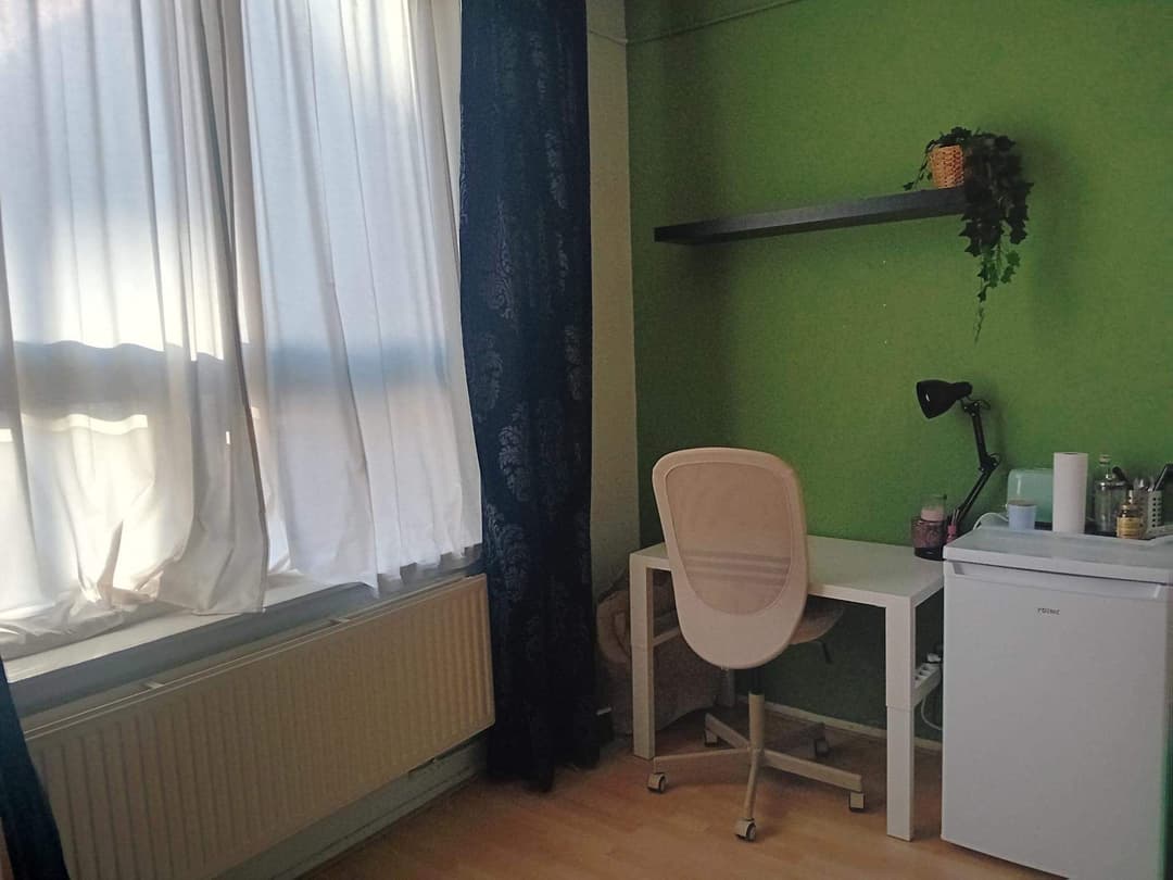 Furnished Room Gasthuisring, Tilburg - For Rent