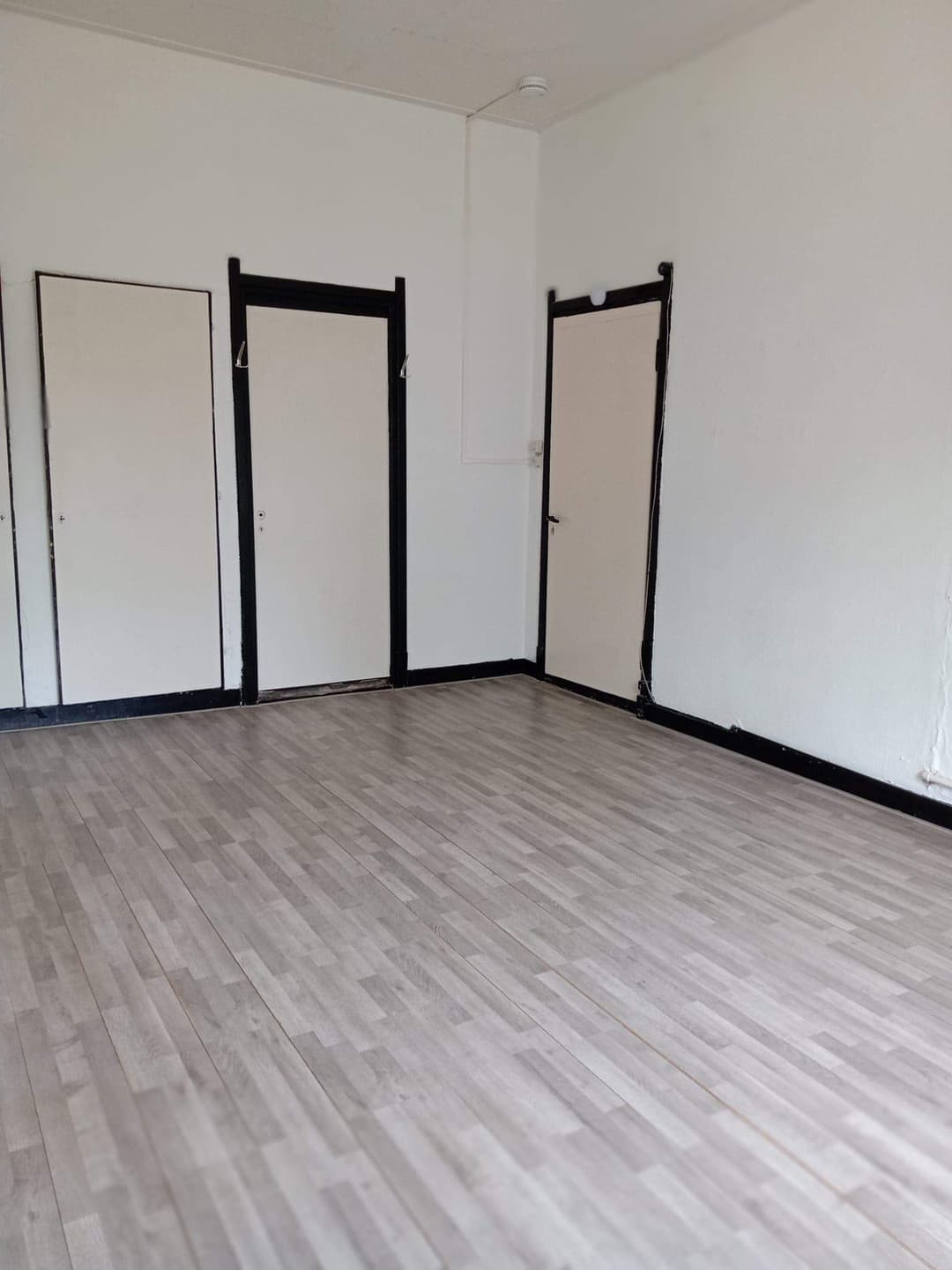 Onbehangde Kamer te Huur aan Stationsstraat, Tilburg