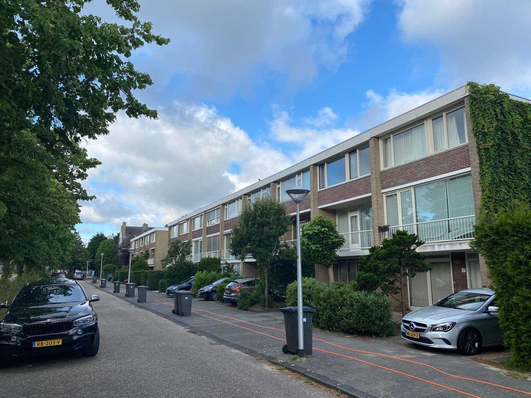 Terraced House Van Duivenvoordelaan 21, Wassenaar - For Rent