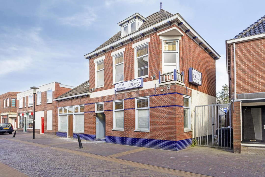 Casa amueblada de 3 habitaciones en Leeuwstraat, Uithuizen - Para alquiler