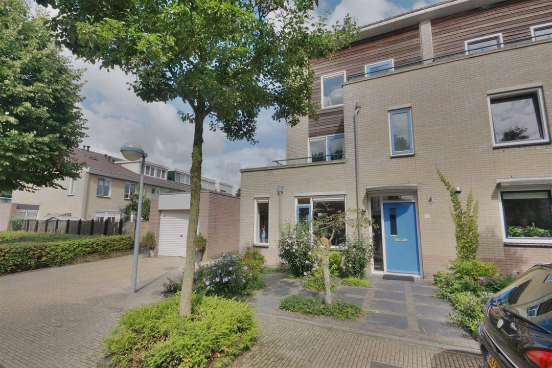 Leonard Roggeveenstraat 126, Wageningen - Corner House