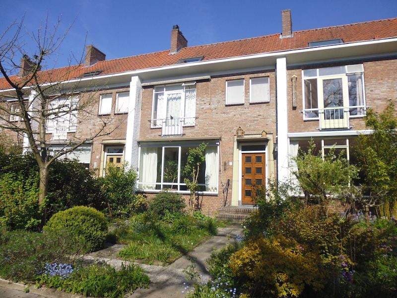 Rijtjeshuis met tuin aan de Rapelenburglaan, Eindhoven - Te huur