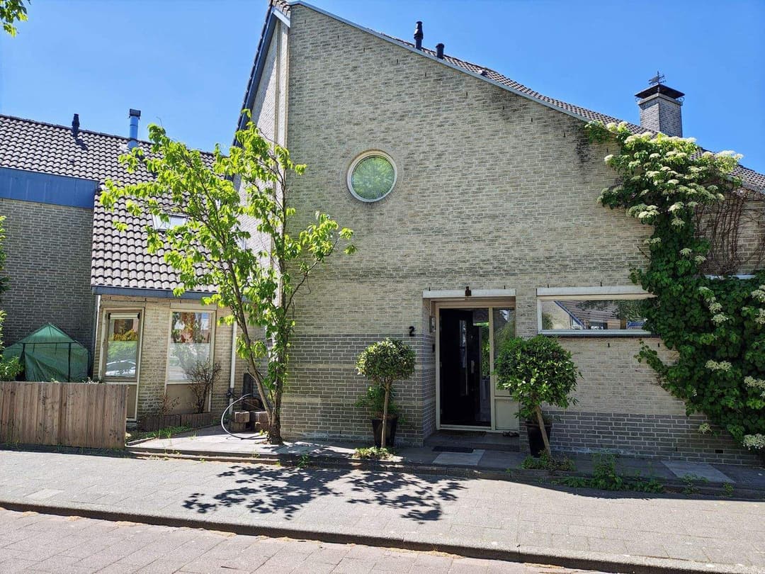 Familienhaus Bertha von Suttnerlaan 2, Amstelveen - Zur Miete