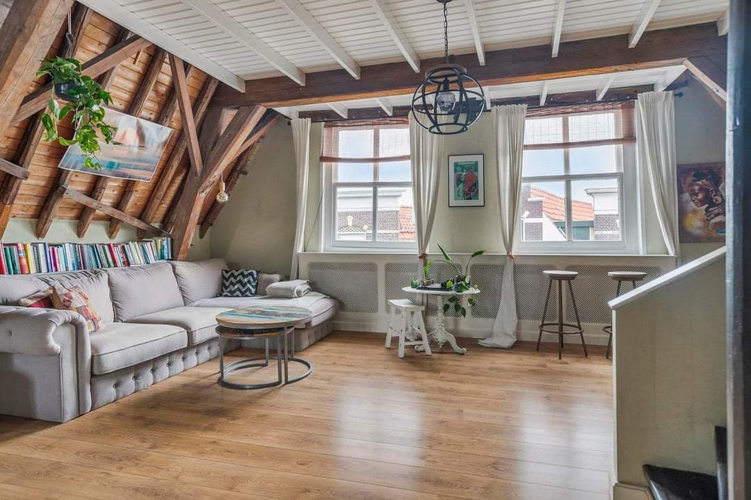 Flat Lange Tiendeweg, Gouda - For Rent