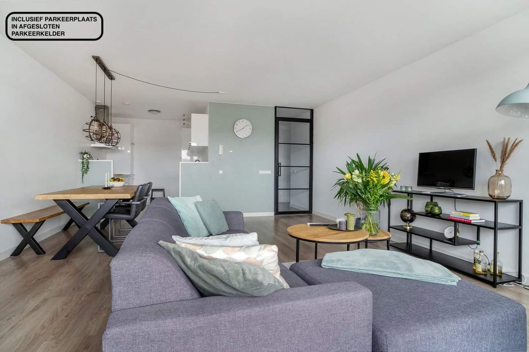 Appartement Ottho Heldringstraat 35-B, Amsterdam - À Louer