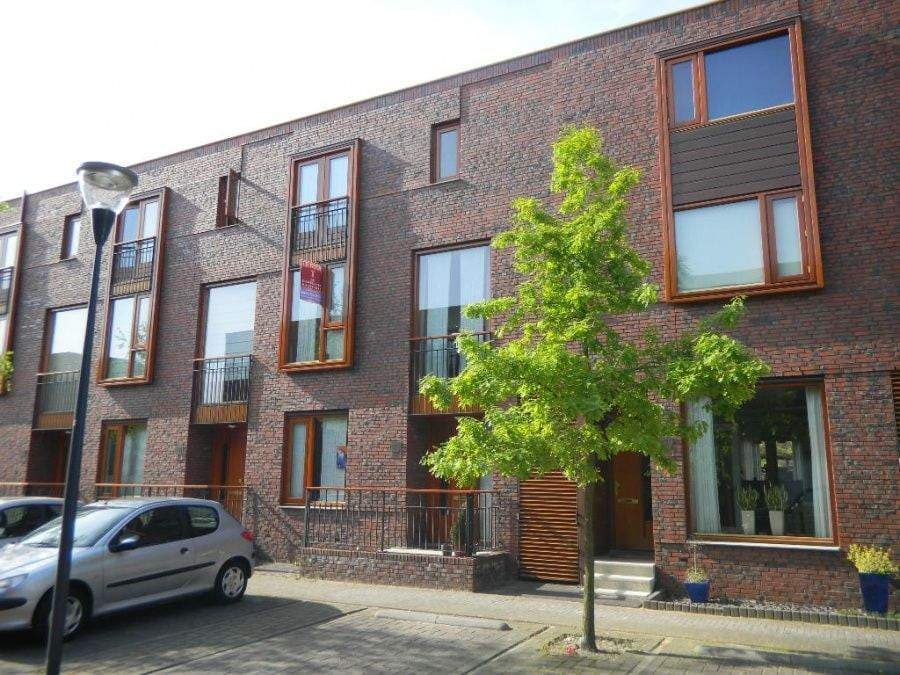 Terraced House Grasmier, Eindhoven - For Rent