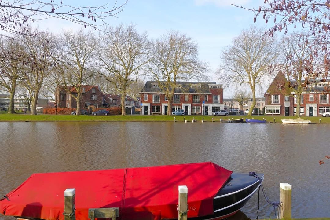 Ruim Familiehuis op NieuwPrins Hendrikkade, Woerden - Te Huur