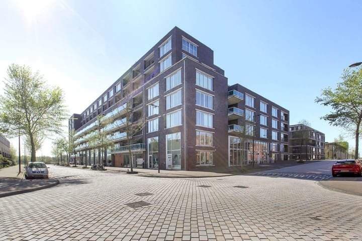 3-slaapkamerappartement aan Emmy Andriessestraat, Amsterdam - Te huur
