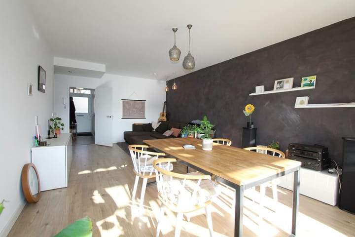 Apartment Arent Janszoon Ernststraat, Amsterdam - For Rent