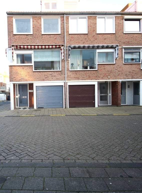 Maison Willy Sluiterstraat, Katwijk - À Louer