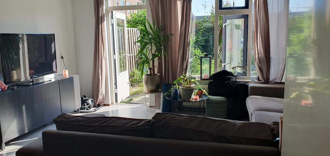 Kamer Maasstraat, Den Haag - Te huur