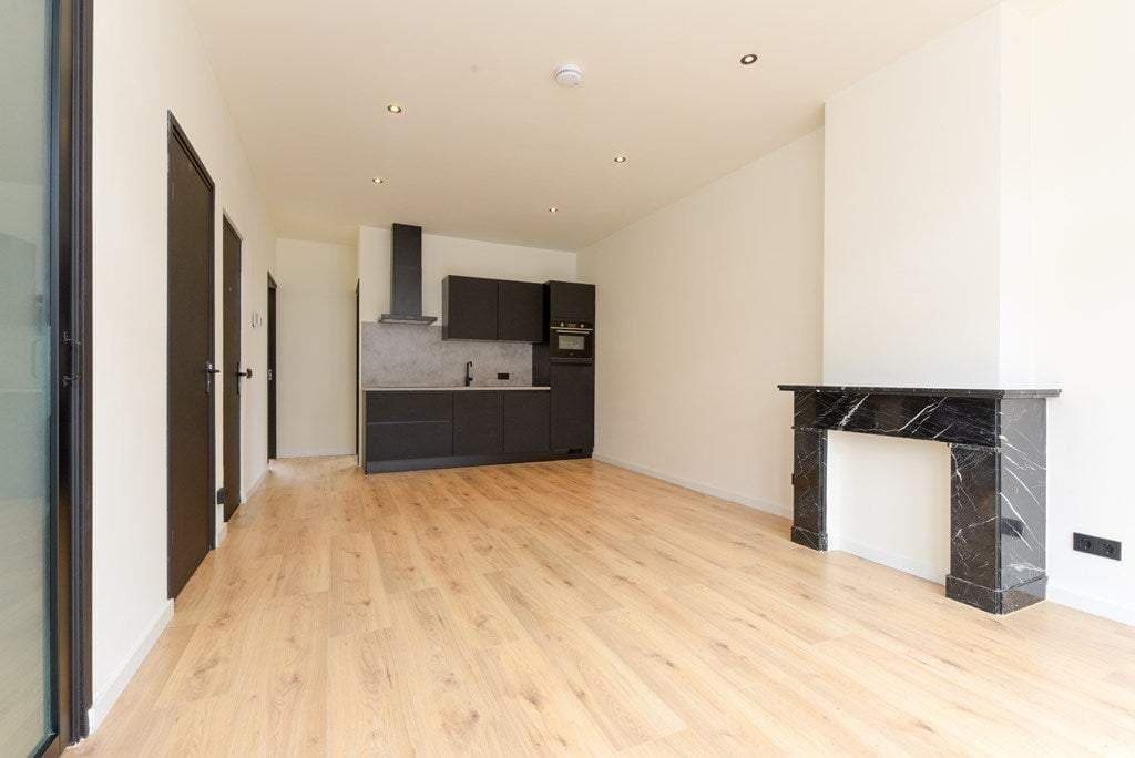 Piso de 3 Habitaciones Randweg, Róterdam - En Alquiler