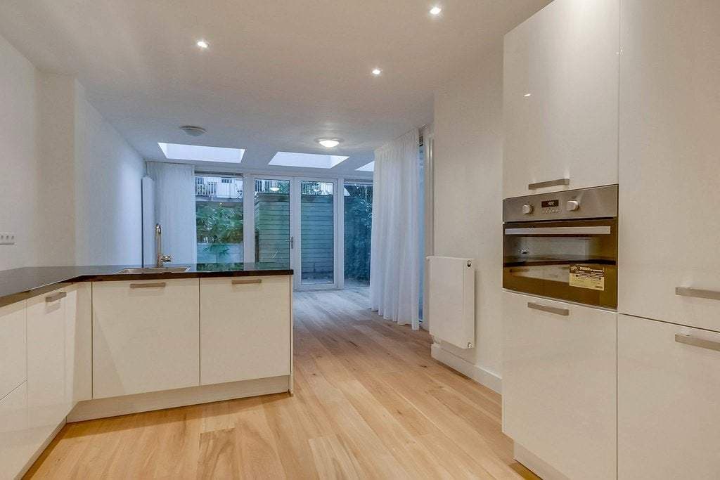 Flat Rombout Hogerbeetsstraat, Amsterdam - For Rent