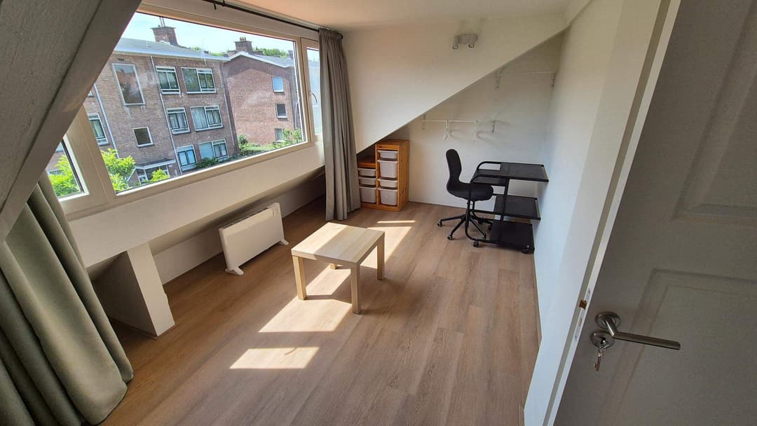 Habitación Amueblada en Alquiler, Queridostraat, Voorburg