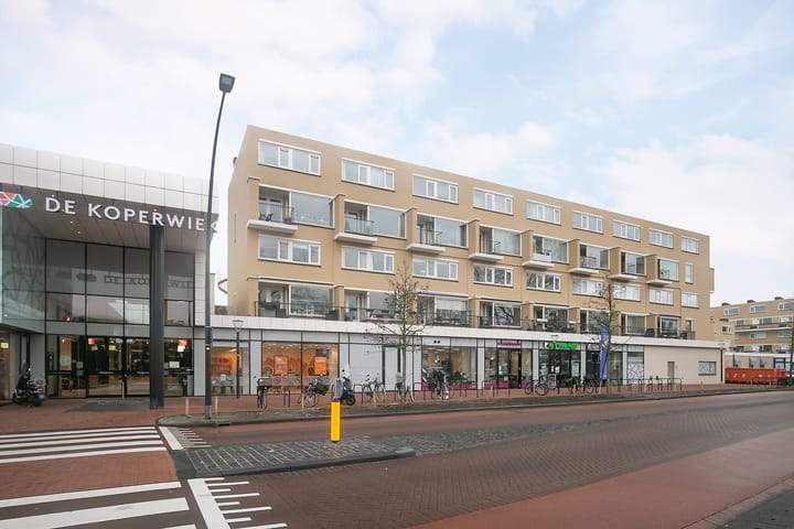 4-Room Apartment at Rivierweg, Capelle aan den IJssel - For Rent