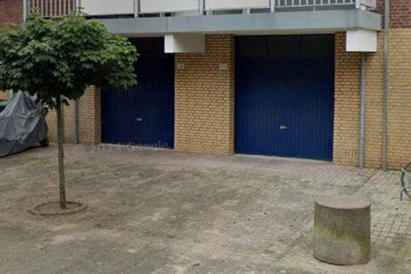 Garage Narcissenstraat, Echt - Te huur