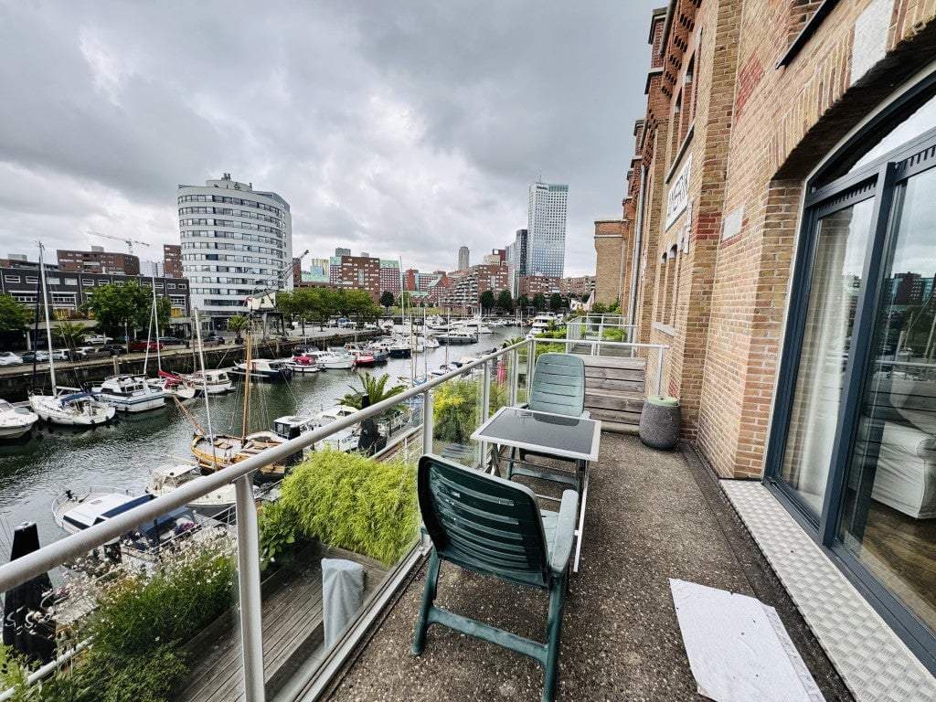 Flat Handelsplein, Kop van Zuid - Rotterdam - For Rent