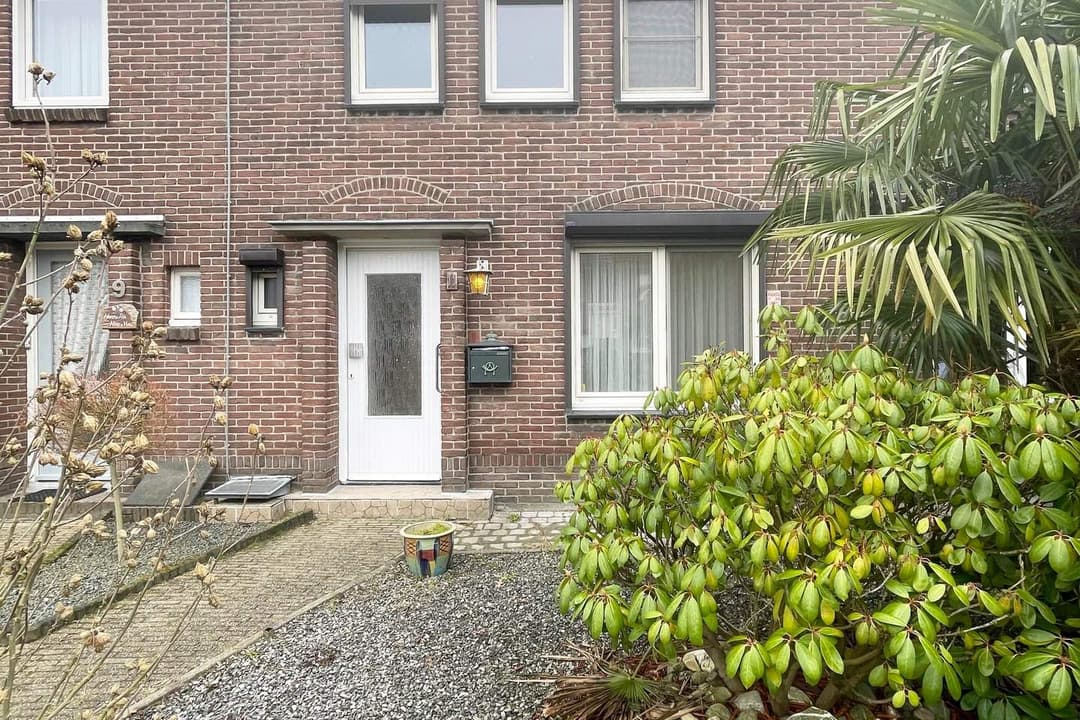 Burgemeester Gijsenstraat 116373 LA Landgraaf - Te Huur