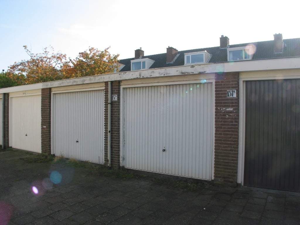 Garage Box Prof. Meijerslaan 137-J, Rijswijk - For Rent