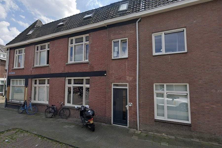 Room Houtstraat 45, Tilburg - For Rent