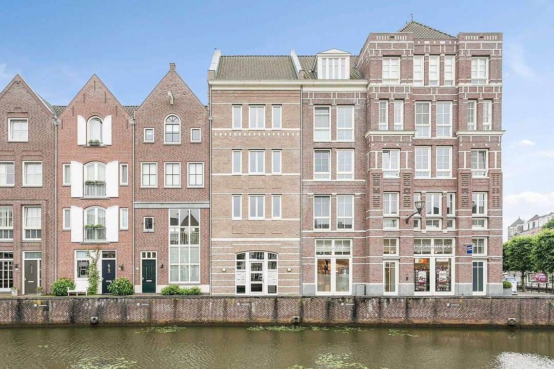Apartment Laan door de Veste 84, Helmond - For Rent