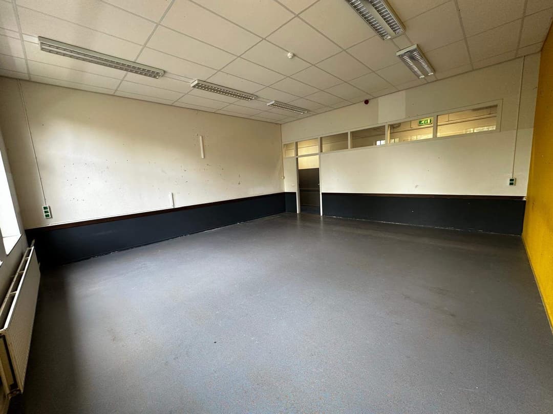 Uncarpeted Room for Rent on Isendoornstraat, Zutphen