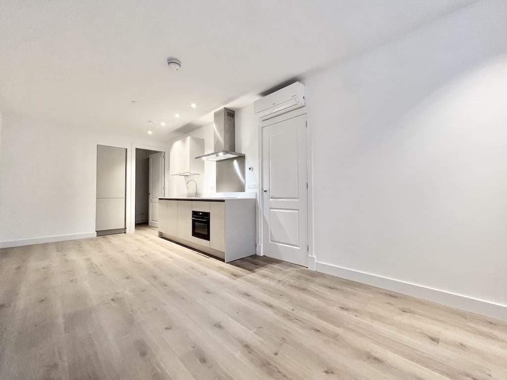 Appartement Hobbemakade 86-O, Oud-Zuid, Amsterdam - Te Huur