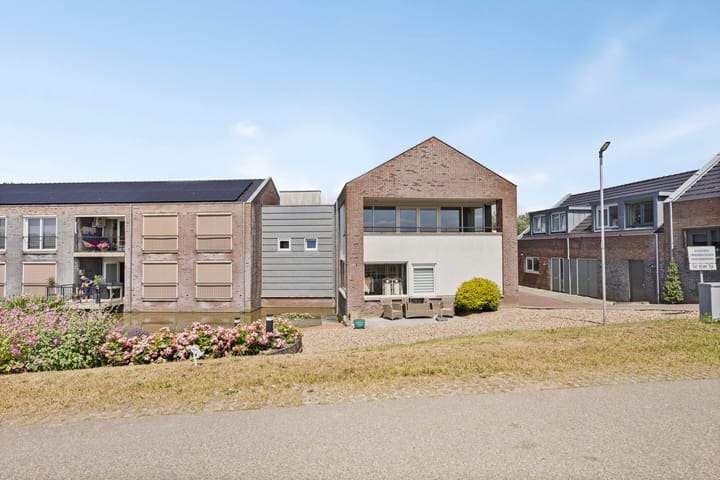 Krommedijk 1-G, Zuidland - For Rent