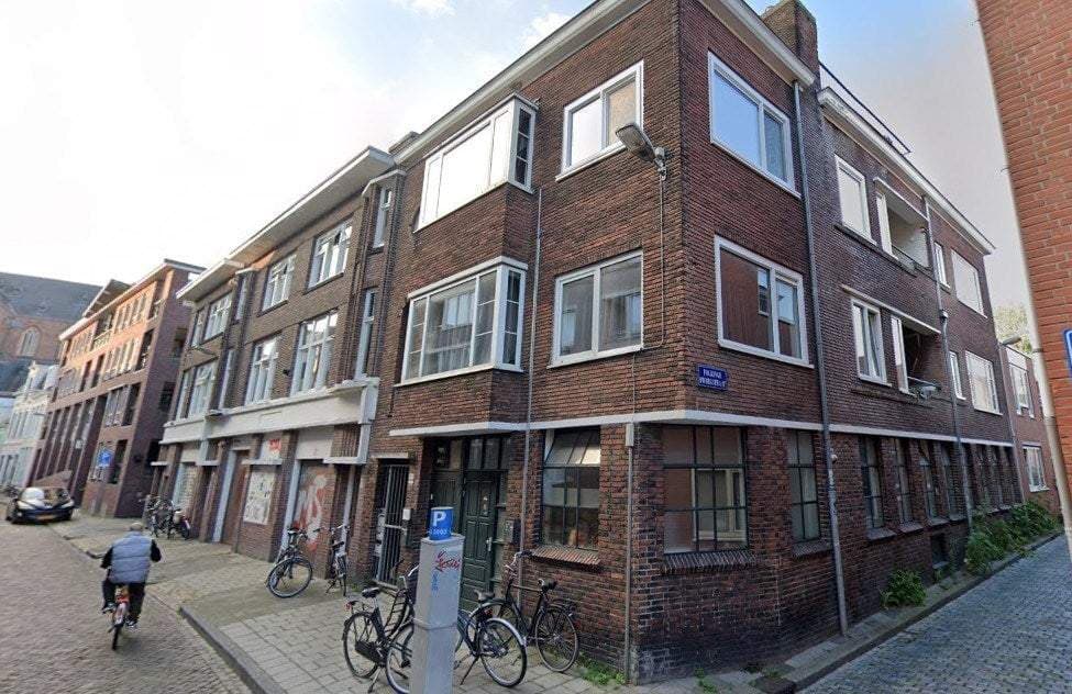 Room Schoolholm 18, Groningen - For Rent