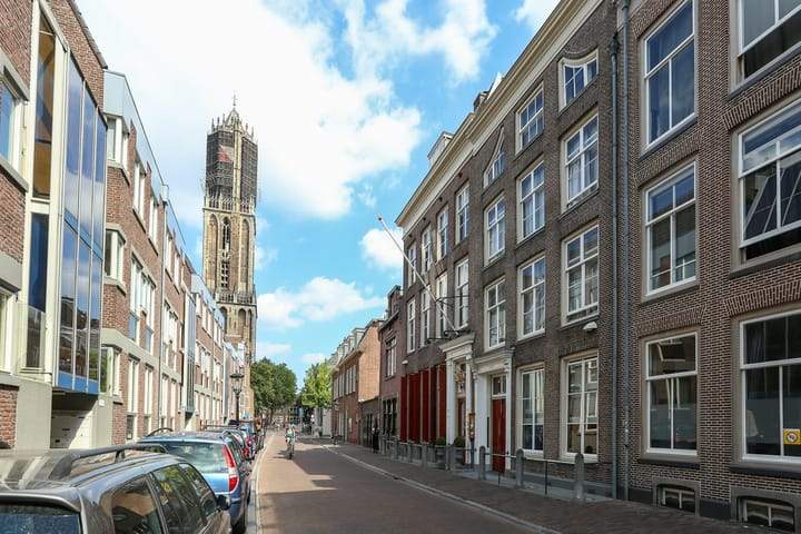 4-Room Apartment Korte Nieuwstraat, Utrecht - For Rent