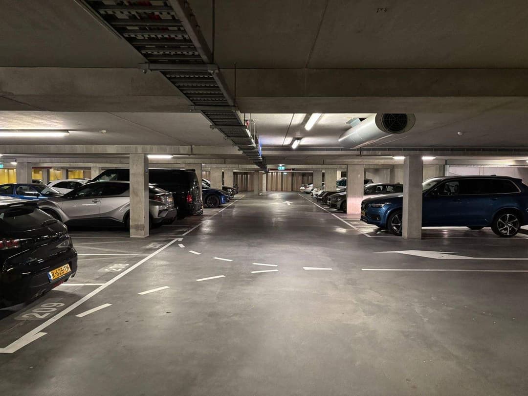 Plaza de estacionamiento Oude Zijlvest 27-A, Haarlem - En alquiler