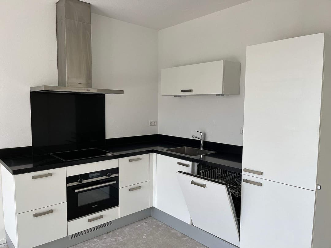 Apartment Radarstraat, IJmuiden - For Rent