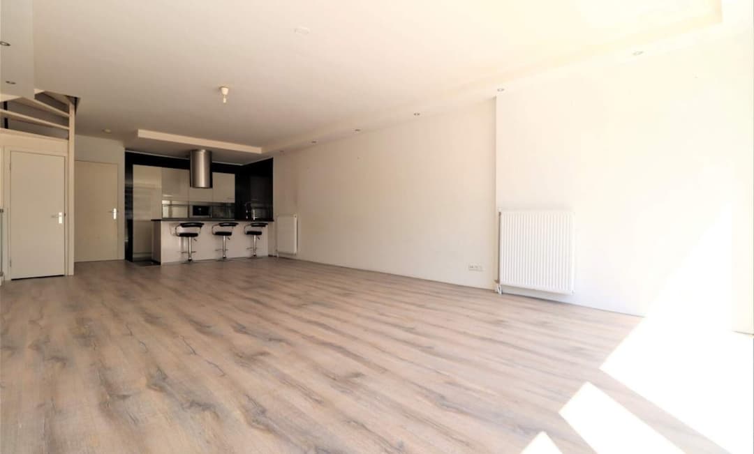Appartement Strevelsweg, Rotterdam - Te Huur