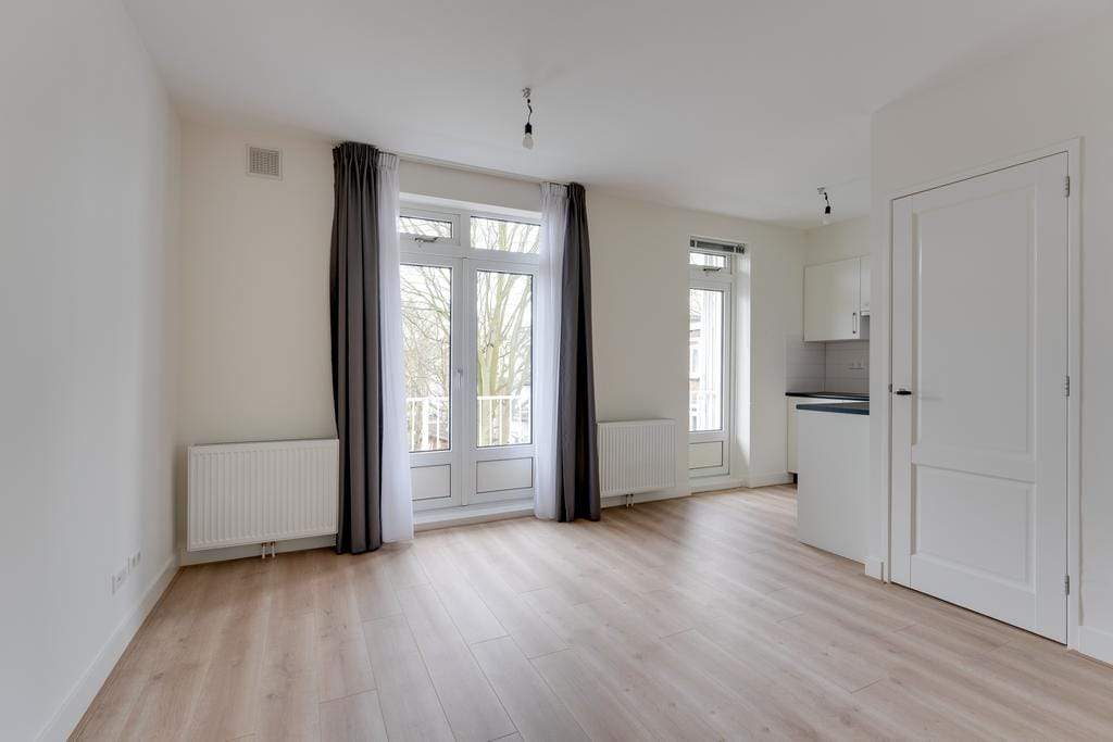 Carillonstraat 18, Amsterdam — 3-Zimmer-Wohnung in De Pijp
