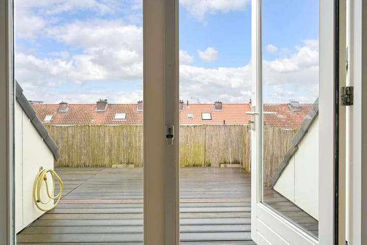 3-laags bovenhuis, Laan van Nieuw Oosteinde, Voorburg - Te huur
