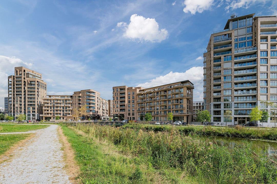 Two-bedroom apartment, Jan Wolkerslaan, Diemen - For Rent