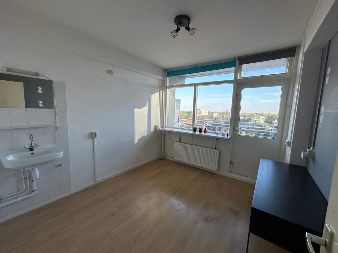Unfurnished Room Prof. Evertslaan, Delft - For Rent